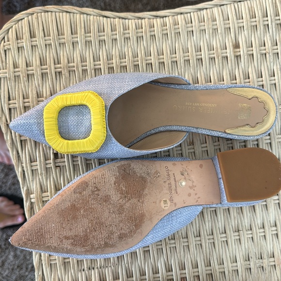 Antonio Melani Flats 2 size 7 and one 7.5 gently used - Picture 2 of 4